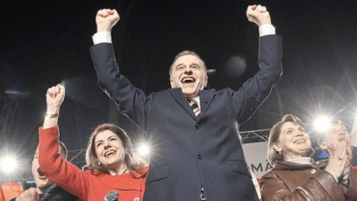 Antonescu face glume pe seama lui Geoană